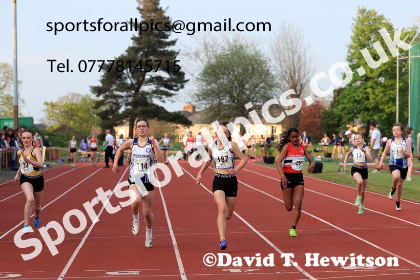 The 75 metres, 2025 NEGP No. 1, Monkton Stadium, Jarrow. Photo: David T. Hewitson/Sports for All Pics